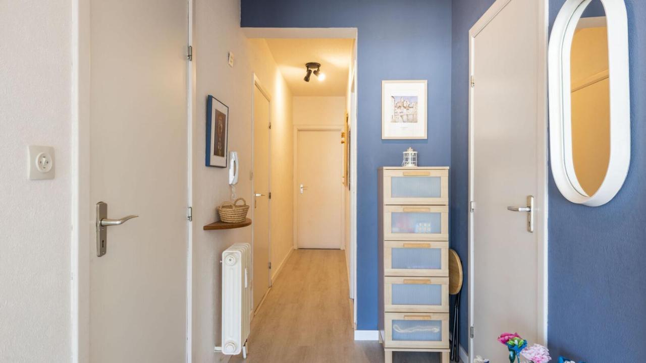 Zonnig en gezellig appartement met zijdelings zeezicht en zwembad in Koksijde Buitenkant foto